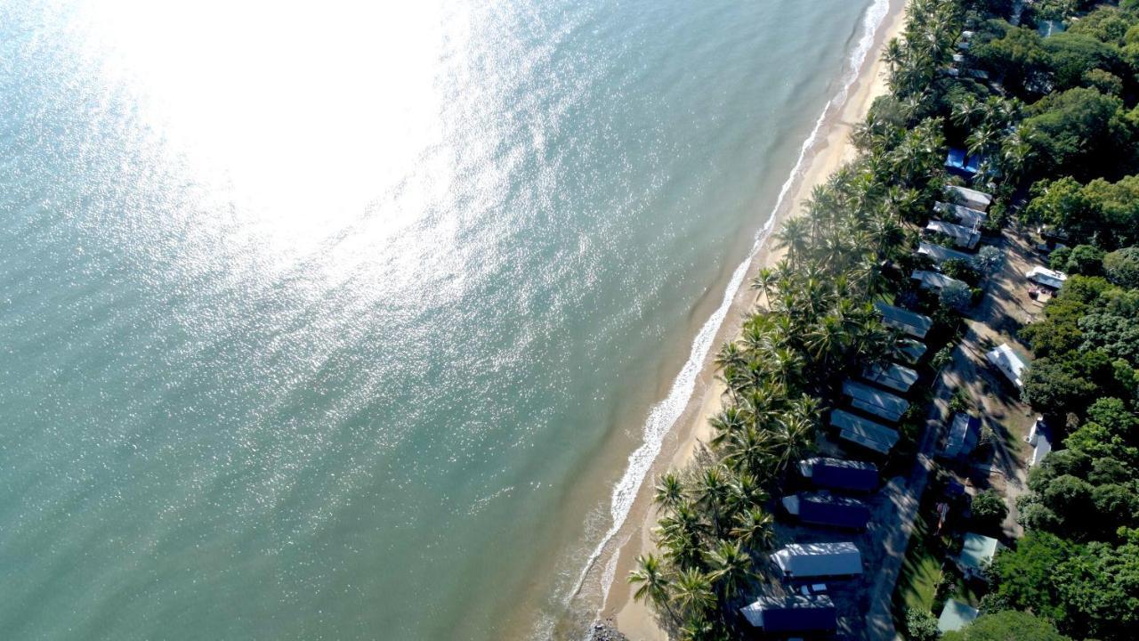 Ellis Beach Oceanfront Holiday Park 팜코브 외부 사진