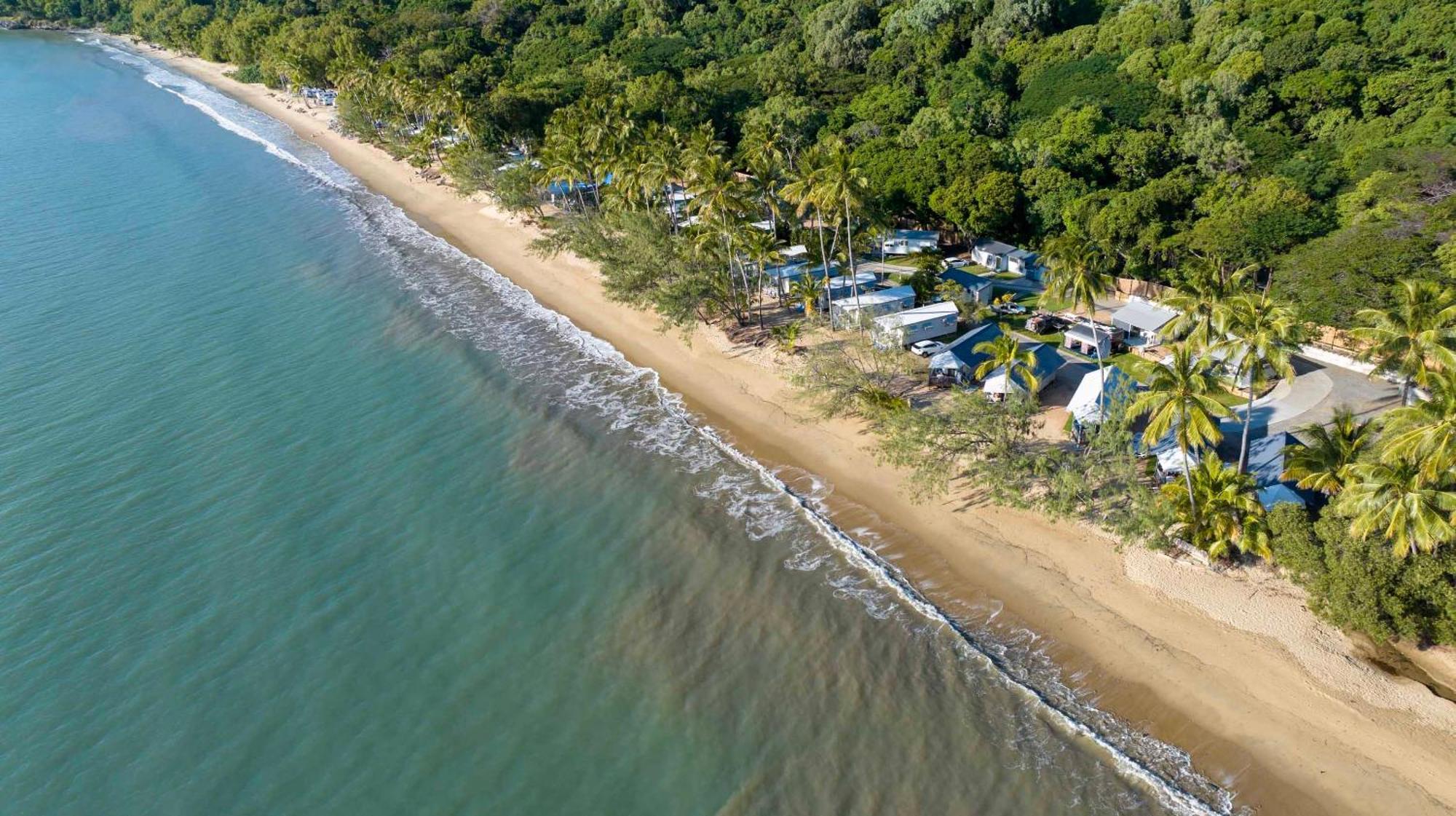 Ellis Beach Oceanfront Holiday Park 팜코브 외부 사진