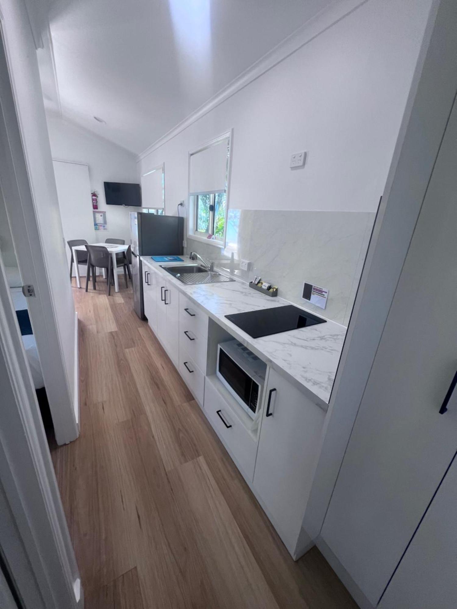 Ellis Beach Oceanfront Holiday Park 팜코브 외부 사진